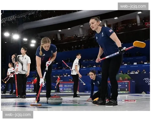 美国女冰加时绝杀加拿大 时隔八年重夺冬奥金牌